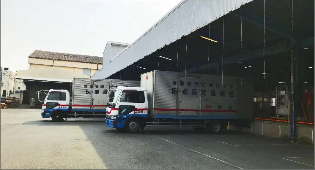 福岡の運送会社は採用10tトラック